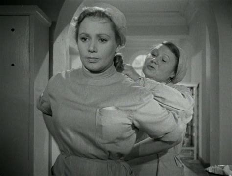 Трое вышли из леса - 1958: актеры, рейтинг и отзывы на канале Дом кино