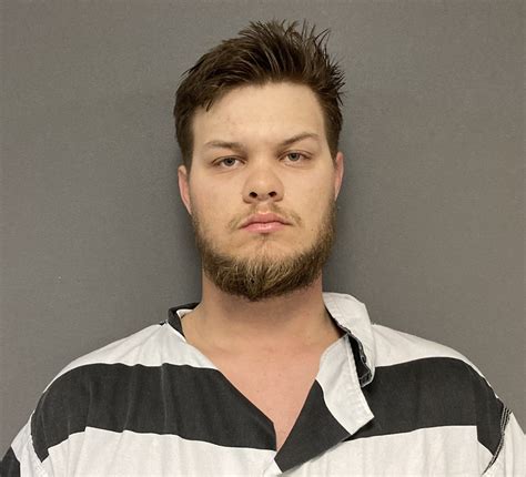 Reckless driver report leads to drug arrest in Palestine