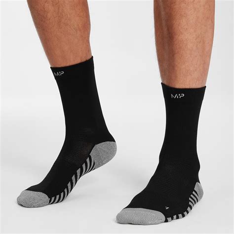 What To Wear In The Gym: A Guide For Men | MYPROTEIN™