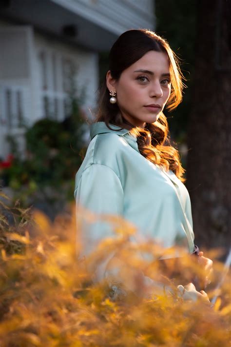Клюквенный щербет (Kızılcık Şerbeti), сериал 2022, 1-3 сезоны - даты ...