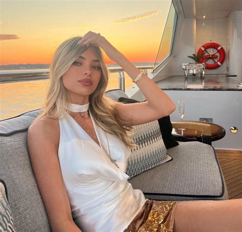 sam thompson confirms relationship  model talitha