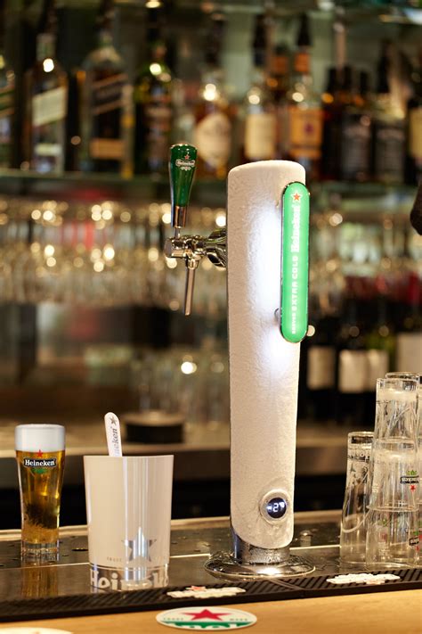 reasons  heinekens extra cold   perfect drink   occasion