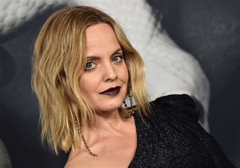 'American Beauty' actress Mena Suvari opens up about postpartum