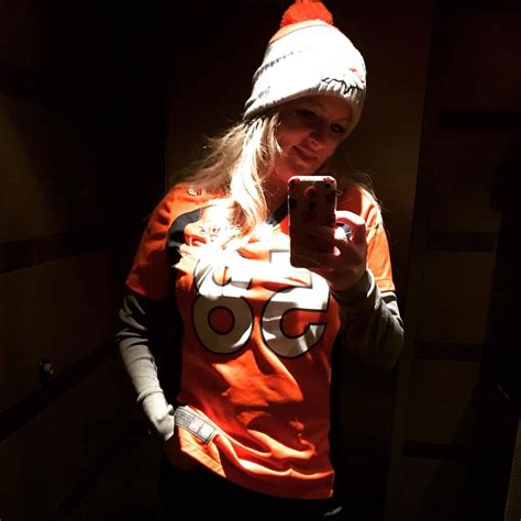 Ms. Stars & Stripes - Hats off to the long weekend! 🤠 #countrygirlsrock