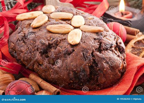 pain de fruit image stock image du cannelle vacances