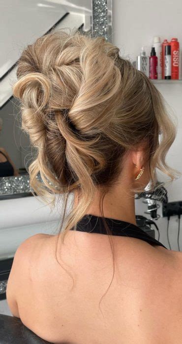Hairdos to Steal the Spotlight on Every Special Occasion : Effortless ...