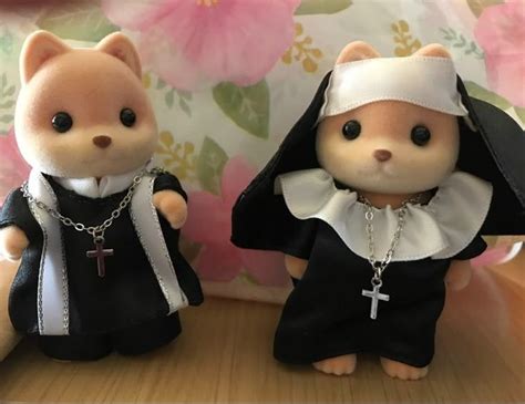 Пин от пользователя Beth Nielsen на доске Sylvanian DIY в 2024 г ...