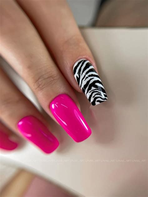Маникюр зебра принт | Zebra nails, Beauty hacks nails, Zebra print nails