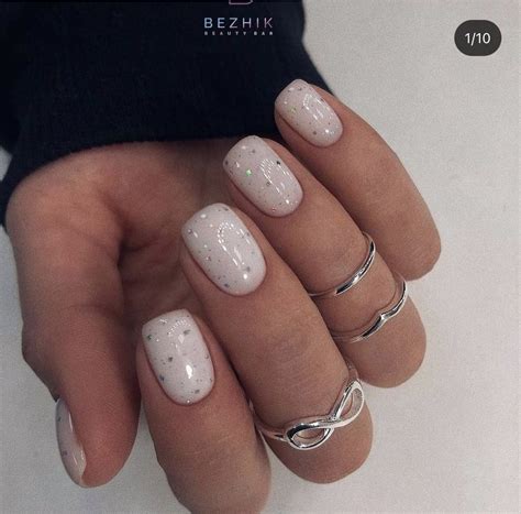 𝓉𝓇𝒾𝒻𝑜𝓃𝑜𝓋𝒶 𝓈𝑜𝒻𝒾 ⋆ | Manicura de uñas, Manicura para uñas cortas, Manicuras