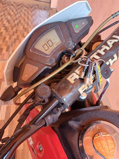 Motomel Skua 200 5