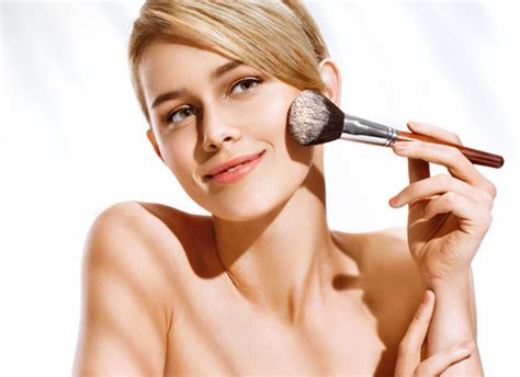 "Make Up"-Bilder: Stock-Fotos & -Videos. | Adobe Stock