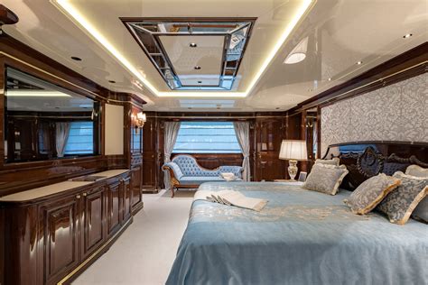 LadyLena — motor yacht for charter