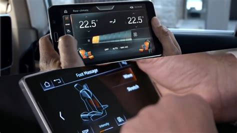 7 SERIES TABLET VS AUDI A8 TABLET!!!! - YouTube