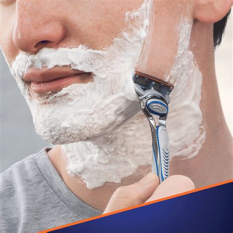 Станок для бритья мужской (Бритва) Gillette Fusion5 с 4 сменными ...