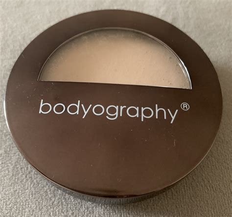 Пудра компактная Bodyography Финишная | отзывы