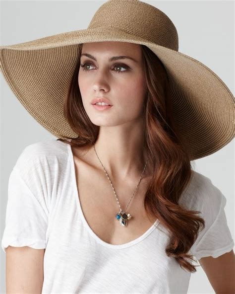 Шляпа с широкими полями – идет абсолютно всем! - FB.ru Girl With Hat ...