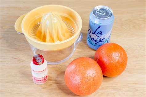 Yakult Grapefruit Refresher Drink