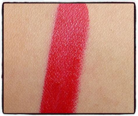 Review ลิปสีแดงงง M.A.C Red