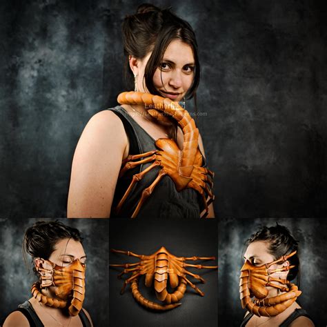 Made an alien facehugger leather mask : LV426