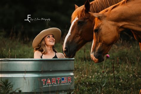 Ashlyn | Beth Dutton Photo Shoot | Taylorsville NC - Laze L Farm Photography