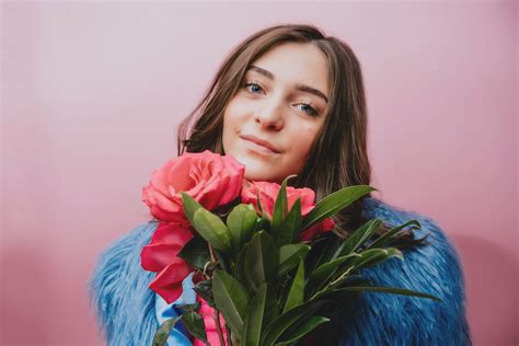 Denver’s 16-Year-Old Pop Star Sophie Gray Has a New Bop - 303 Magazine