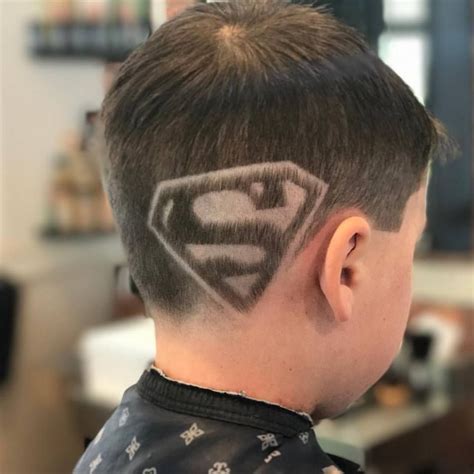 Superman Hairstyle Tutorial / First Look At Superman On Batman V ...