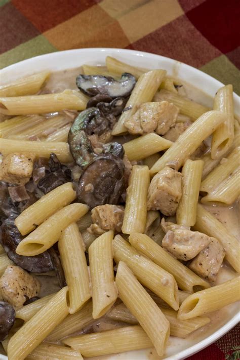 Copycat Pasta Da Vinci (without wine) - Mindy's Cooking Obsession