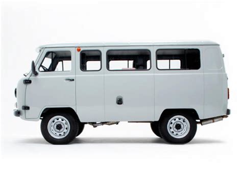 Автомобиль УАЗ 3909 1990-2000 года. Технические характеристики УАЗ 3909 ...