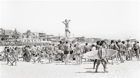 Time Capsule of ’70s Los Angeles Beaches From Tod Papageorge - The New