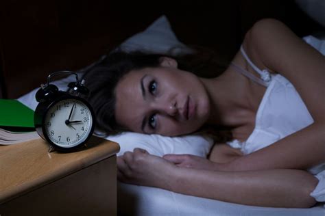 Бессонница: виды, причины, что делать и как уснуть без лекарств ...