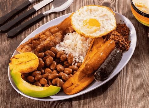 bandeja in spanish means