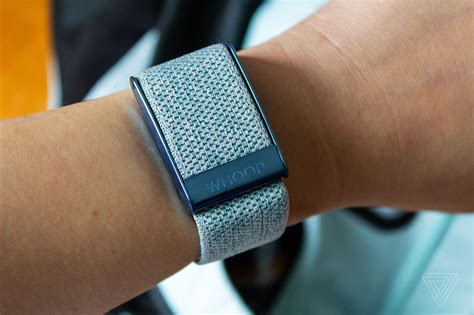 Whoop 4.0 review: only for the elite athlete - The Verge