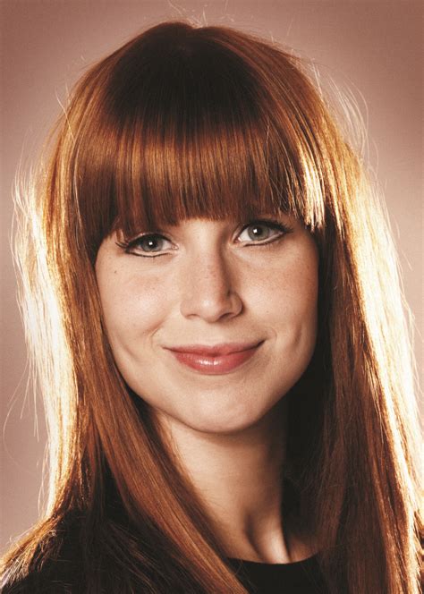 Foto: Mel Lisboa ficou ruiva para interpretar Rita Lee no teatro