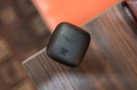 Обзор JBL Tune 225 TWS — недорогие Bluetooth-наушники - Super G