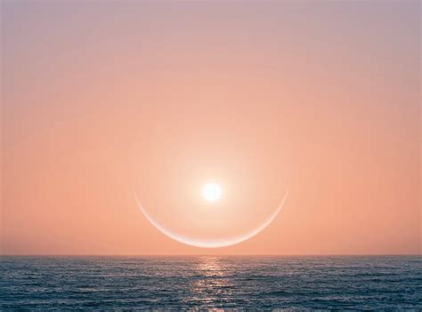 108 Поздрава към слънцето/Sun Salutations for the Winter Solstice ...