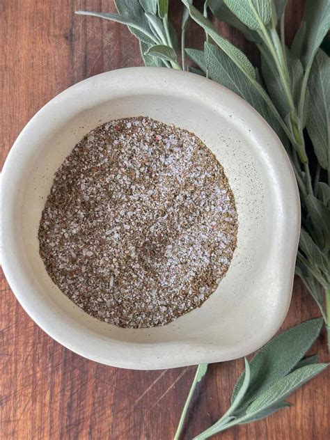 Savory Delight: The Ultimate Dry Rub for Juicy Turkey - Foodology Geek