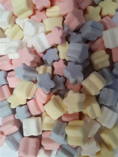 marshmallows assorted colours star shapes mini