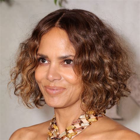 45 layered bob hairstyles that work for every single face shape