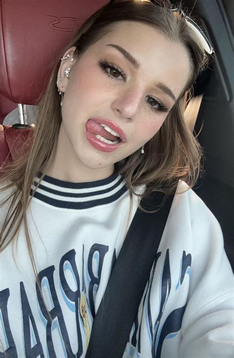 Brooke Monk is fucking sexy : r/jerkofftoceleb