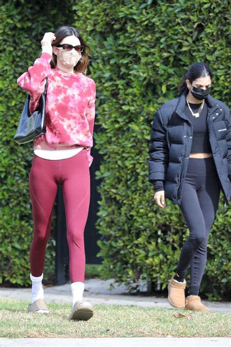 Kendall Jenner Sexy Camel Toe - Hot Celebs Home