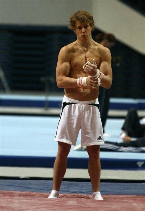 Do you find a male gymnasts' body type attractive? : r/AskWomen