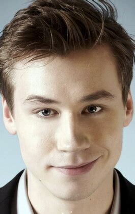 Давид Кросс (David Kross): фильмы, биография, семья, фильмография ...