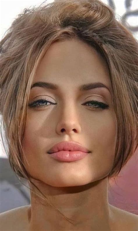Peter Cross adlı kullanıcının Beautiful women faces panosundaki Pin