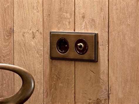 VENEZIA | Classic style wiring accessories By FONT BARCELONA / FONTINI