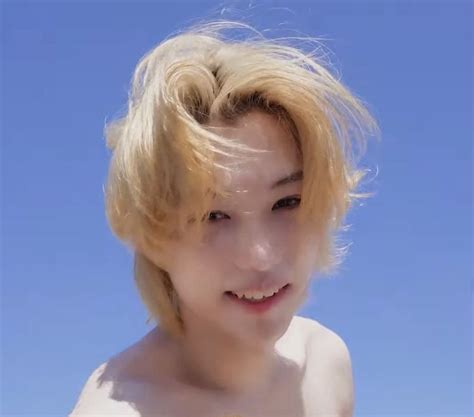 K Pop, Skz In Cute, Kids Icon, Felix Stray Kids, Flix, Lee Know ...