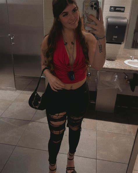 Autumn Dodson (@autumn_cerra_xo) • Instagram photos and videos