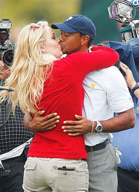 Woods and girlfriend Vonn announce split - Rediff Sports