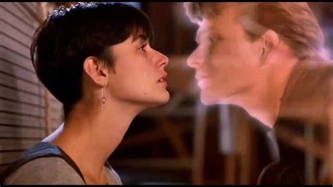 Righteous Brothers - Unchained Melody *Ghost* :::: - YouTube