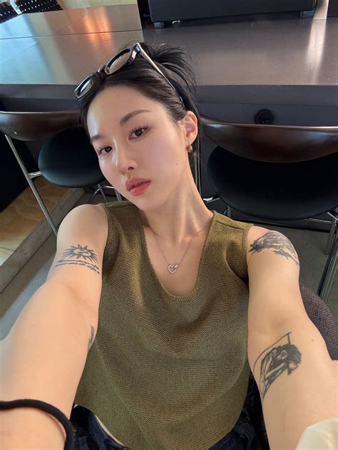 Yellz | 예령 | 🍒👁️👄👁️🍒 | Instagram