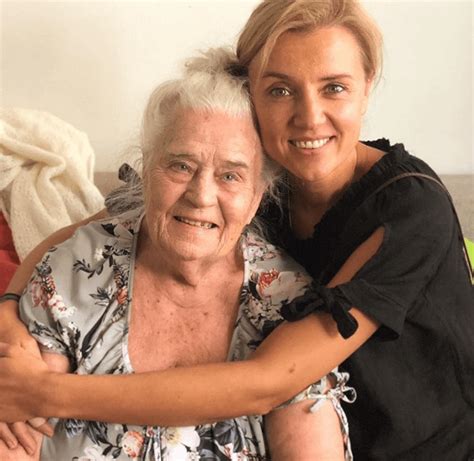 Ирина Алфёрова показала 97-летнюю маму / Шоубиз